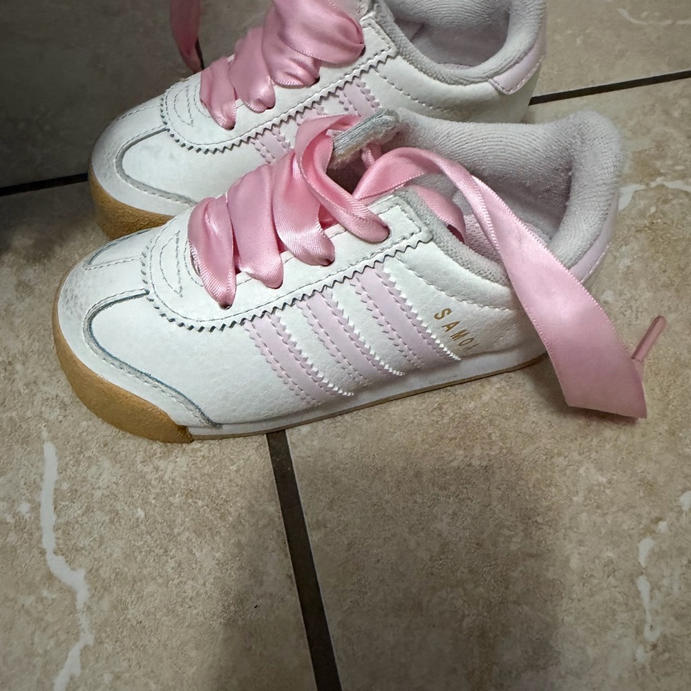 Toddler adidas pink
